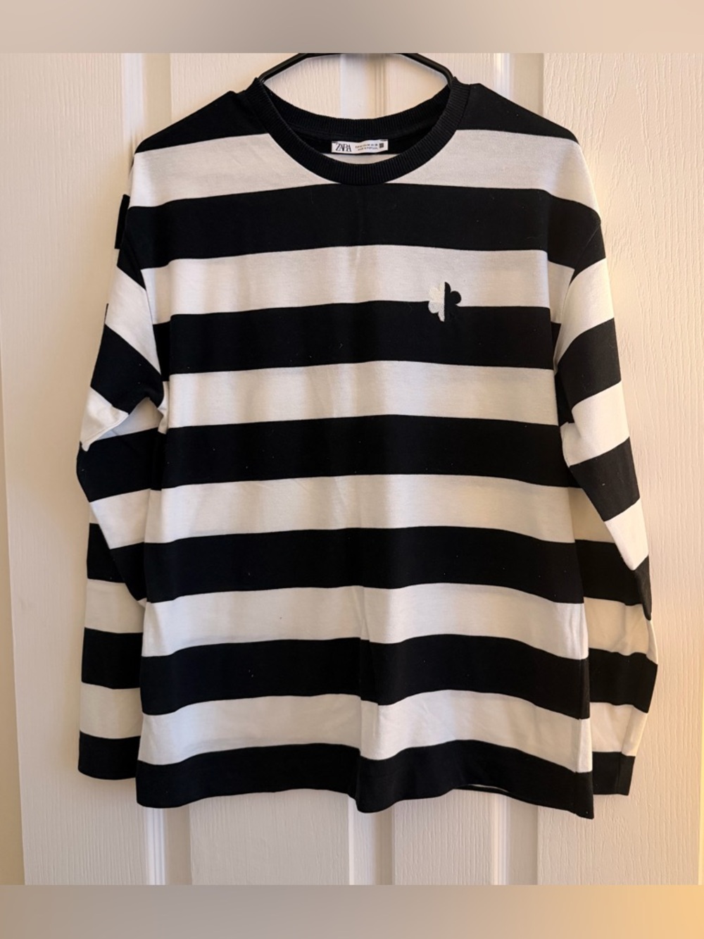 Zara Black & White Striped Long Sleeve Sweatshirt